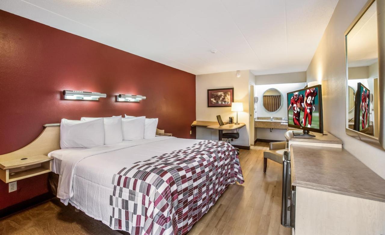 Red Roof Inn Detroit - Plymouth/Canton Bagian luar foto