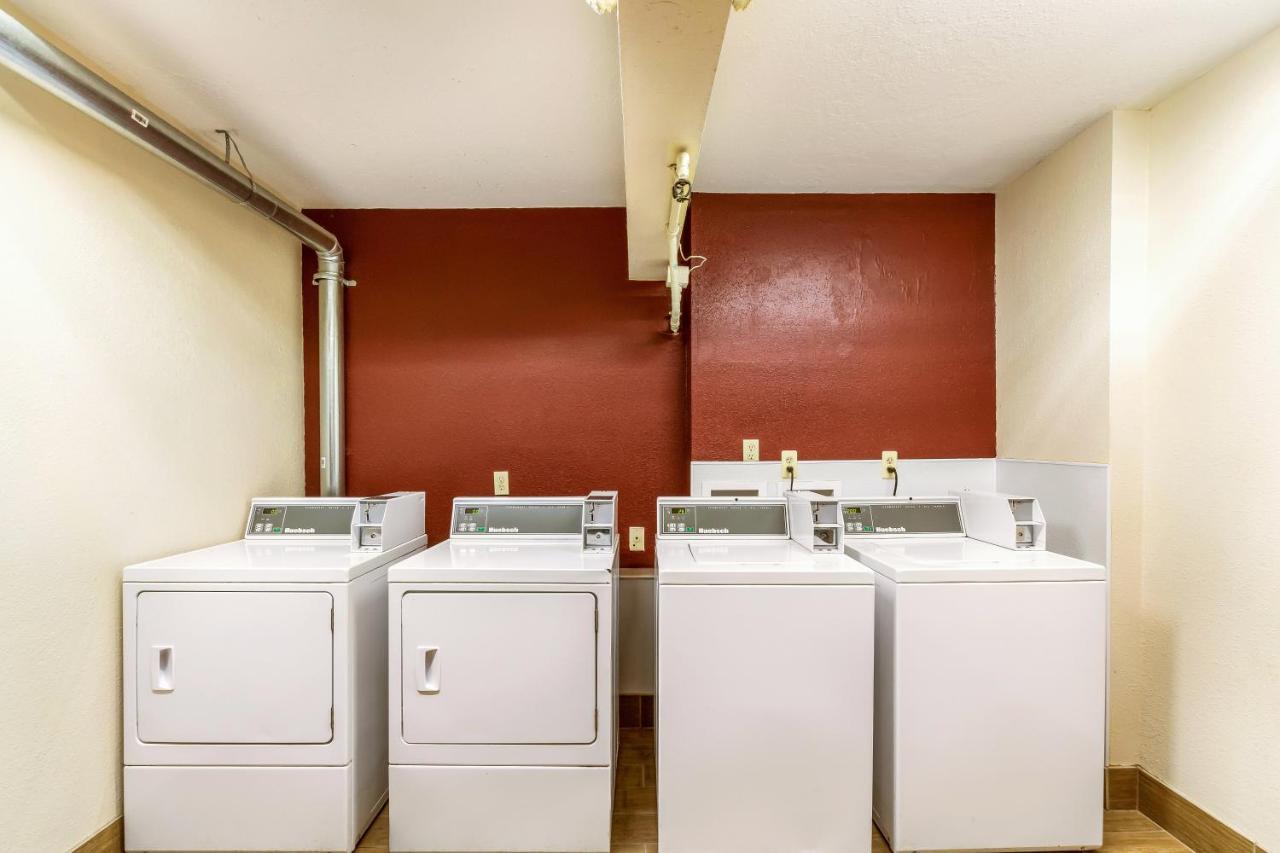 Red Roof Inn Detroit - Plymouth/Canton Bagian luar foto