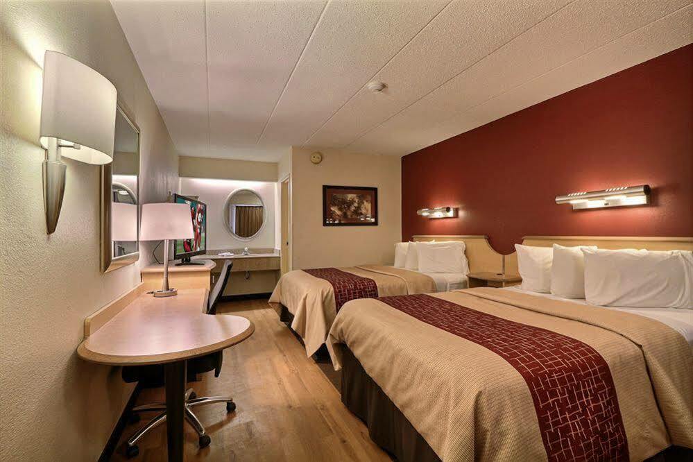 Red Roof Inn Detroit - Plymouth/Canton Bagian luar foto